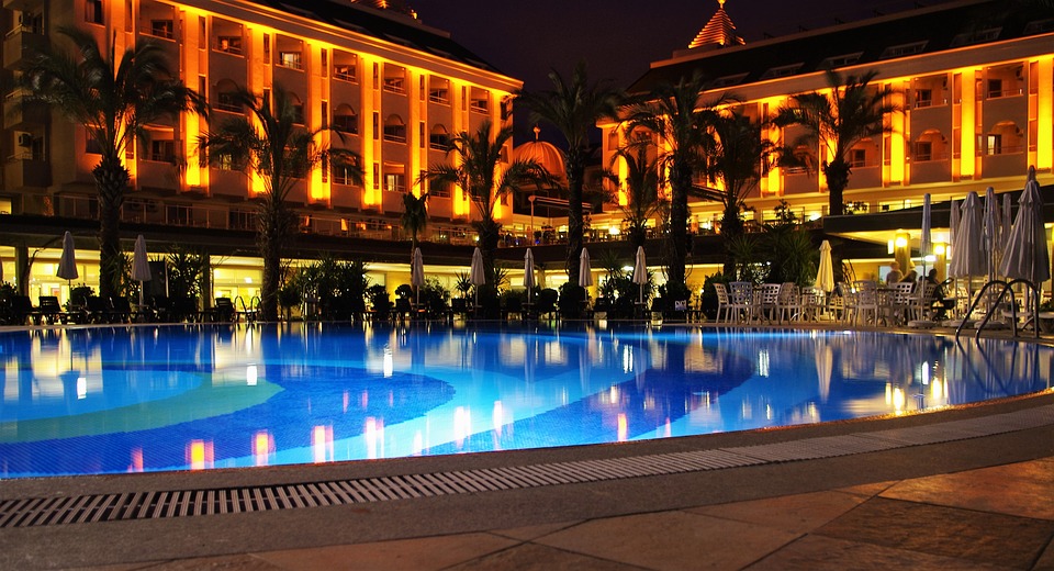ESCÁPATE!! SORTEO de 1 NOCHE de HOTEL para 2 PERSONAS. Decenas de hoteles en diferentes países.