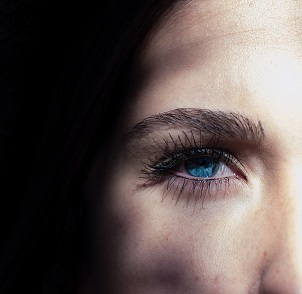 LUCE UNA ESTUPENDA MIRADA CON PESTAÑAS EFECTO CLASIC EN LOLITA FERNADES