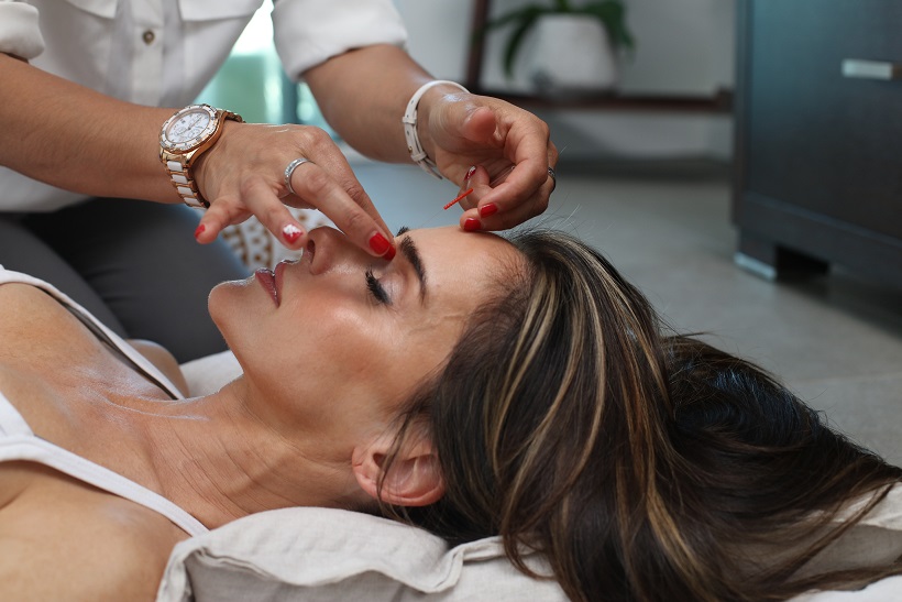 MASAJE FACIAL KOBIDO REAFIRMANTE JAPONES ¡ILUMINA TU ROSTRO!